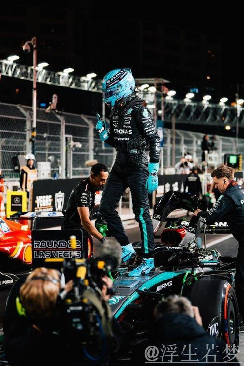 拉塞尔夺得加拿大F1排位赛第一 维斯塔潘紧随其后 拉塞尔夺得加拿大F1排位赛第一 维斯塔潘紧随其后